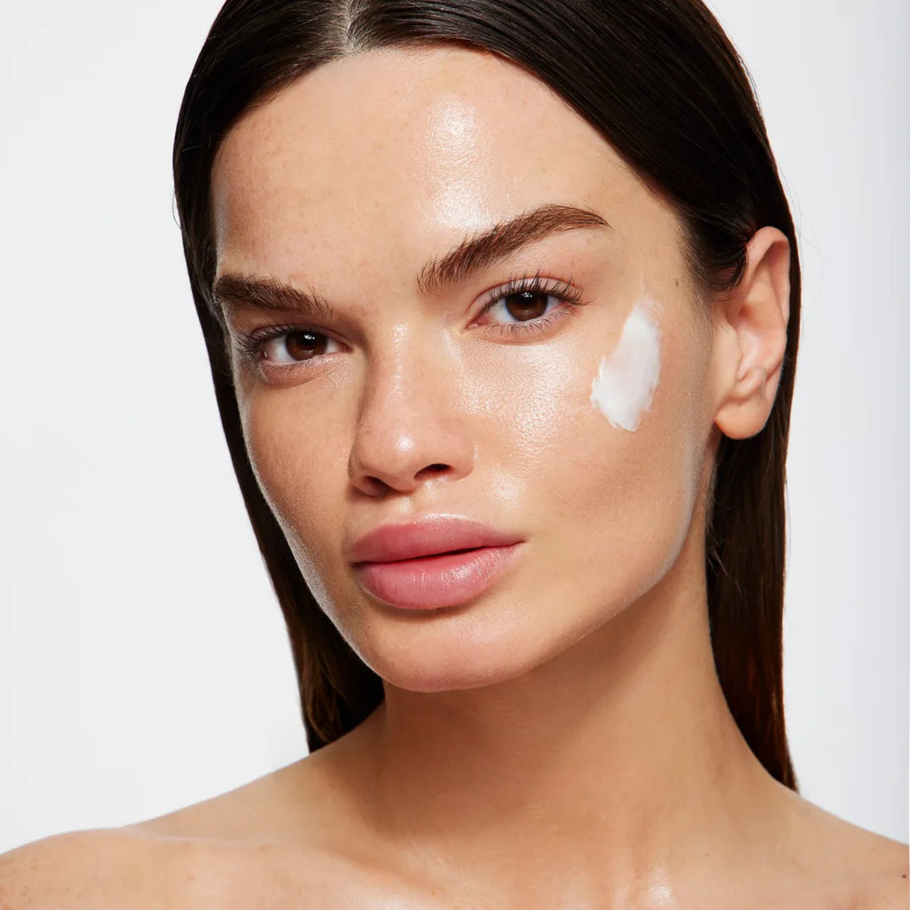 Makiažo bazė REJUVENATING FACE BASE CREAM 18 g