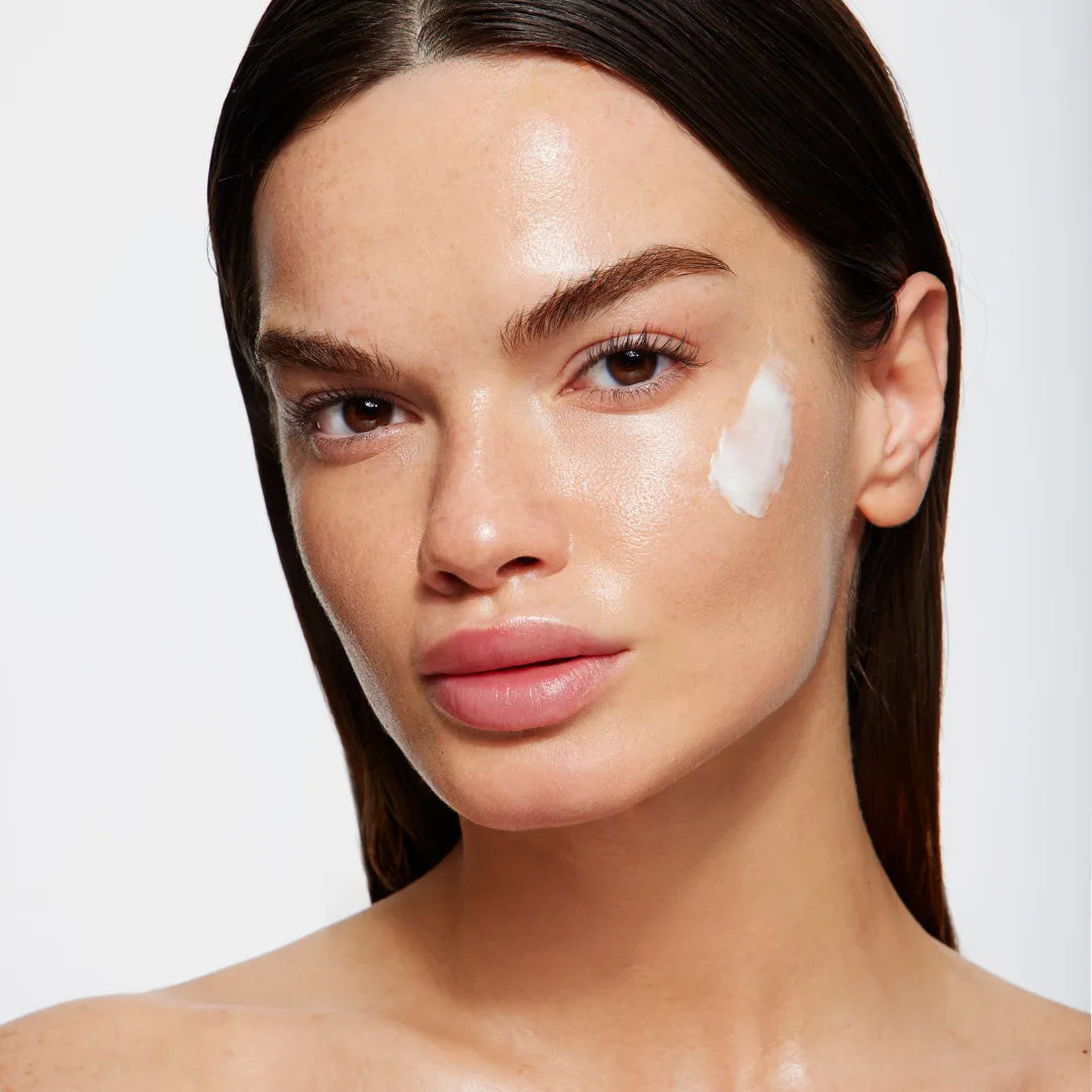 Makiažo bazė REJUVENATING FACE BASE CREAM 18 g